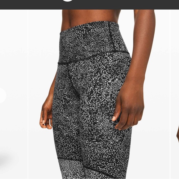 Lululemon Wunder Under High-Rise Tight *Blocked full on luxtreme 28 in - Picture 3 of 6